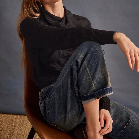 CABI Easy Turtleneck - Picture 3 of 4